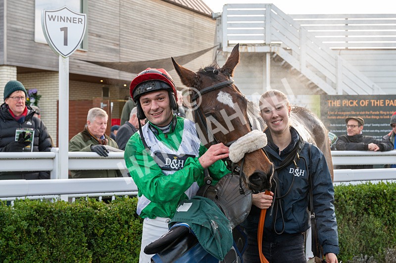 161225-Race 3-Passing Pleasure-3506 - Race 3