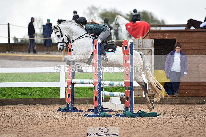 231029A-110112-02522 - Pony British Novice & 80cm Open