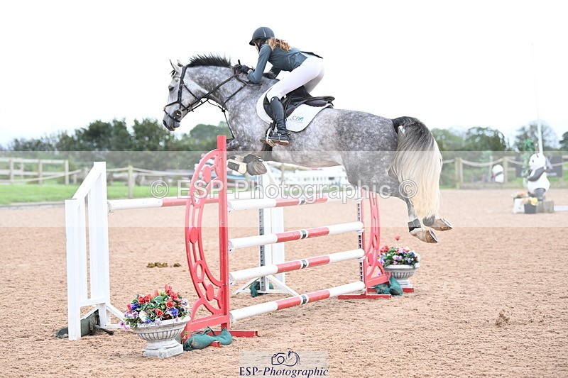 231013A-140954-02596 - Cls 9 Foxhunter & 1.20m Open