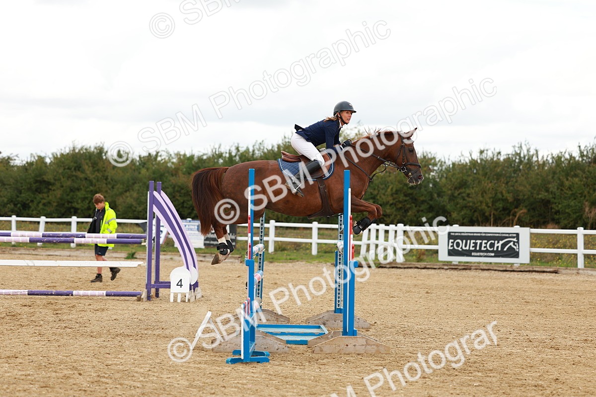 SBM_001429 - Class 4 - Senior Newcomers - 1.10m