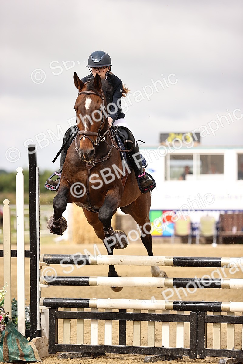 SBM_012670 - Class 13 - Senior British Novice - 90cm Open