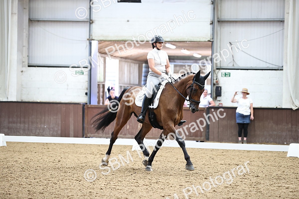SBM_001382 - Novice 4 - 11.15-13.22