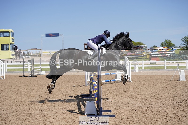 230527A-143604-04697 - Cls 23 1.05m Amateur Quali