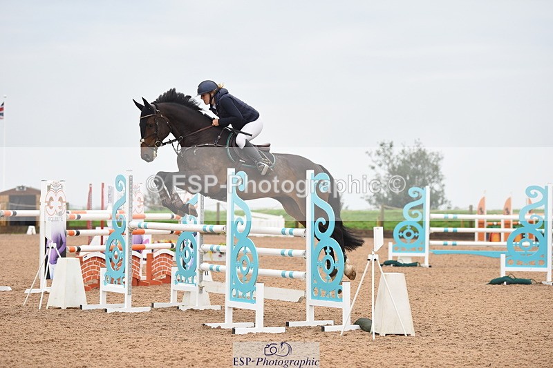 230916A-104912-03921 - Cls 14 Snr Foxhunter