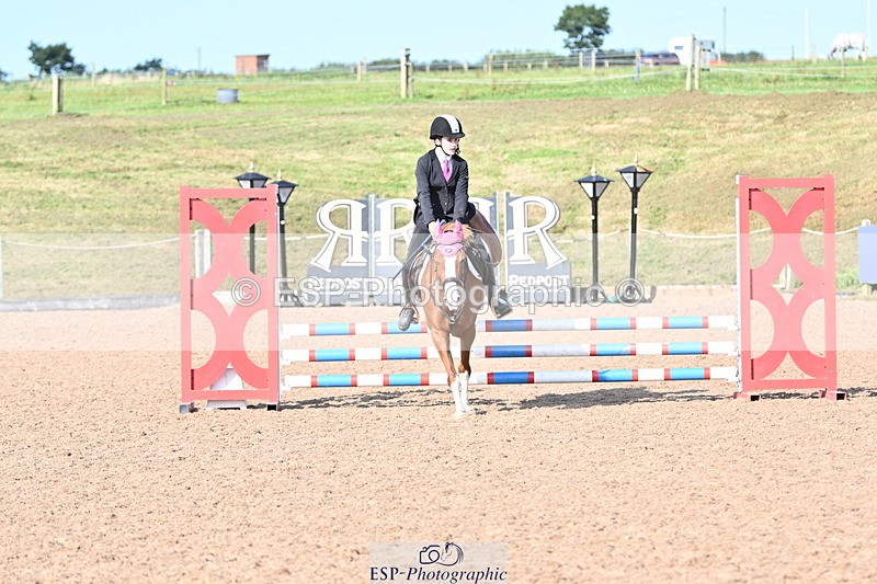 240820A-165959-00495 - Cls 3a 3b & 4 70cm