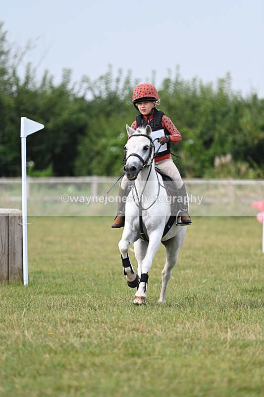 WJ7_5824 - 40cm XC Time 10:37 to 10:56