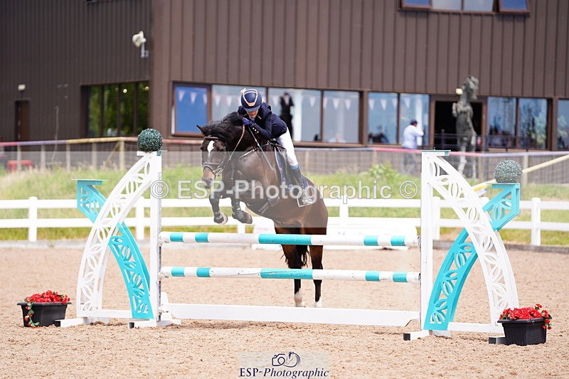 240629A-130936-05582 - Cls 18 Newcomers and 1m Open