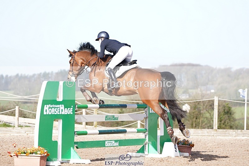 250330-095520-05880 - Cls 25 Snr 1.20m