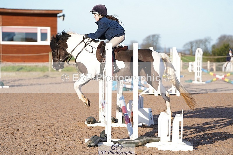 250125-102320-00949 - Clear Round 40cm and 50cm