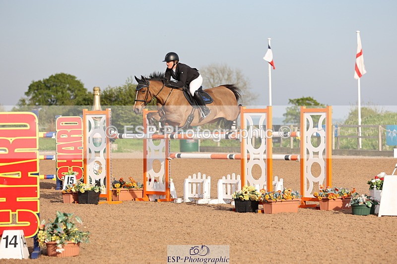 240511A-183709-15895 - Cls 39 Chard Equ Derby