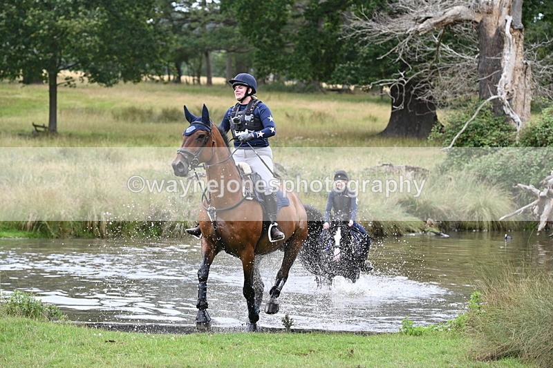 WJ7_2628 - Time at Water 11:37 to 12:13