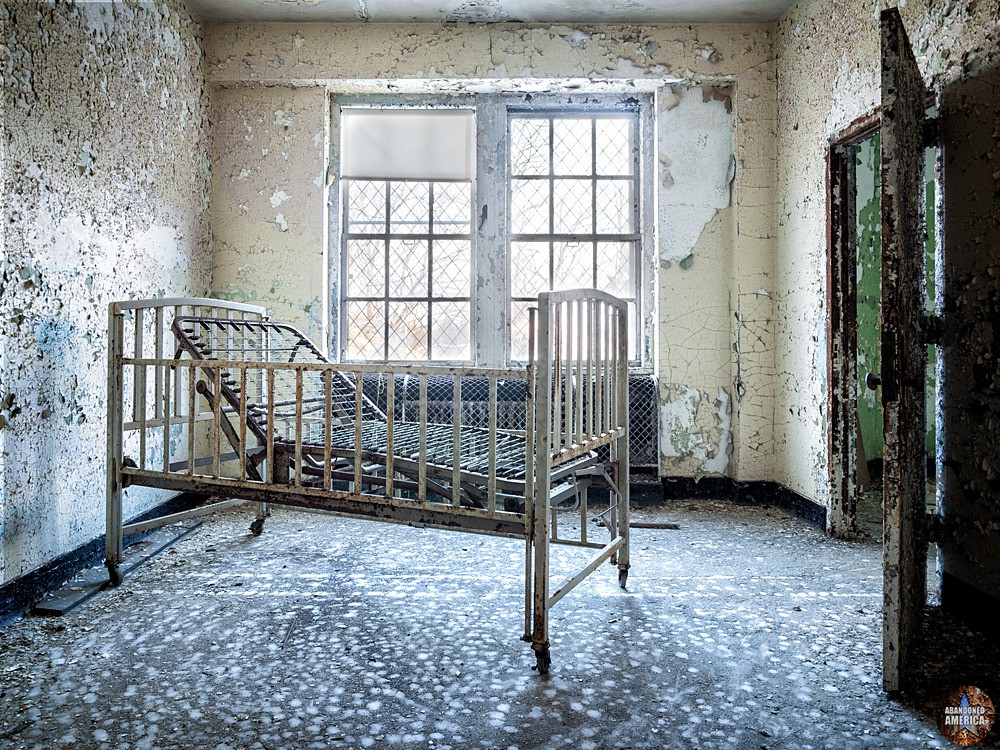 Abandoned Greystone Park Psychiatric Center | Adult Crib - Greystone Park Psychiatric Center