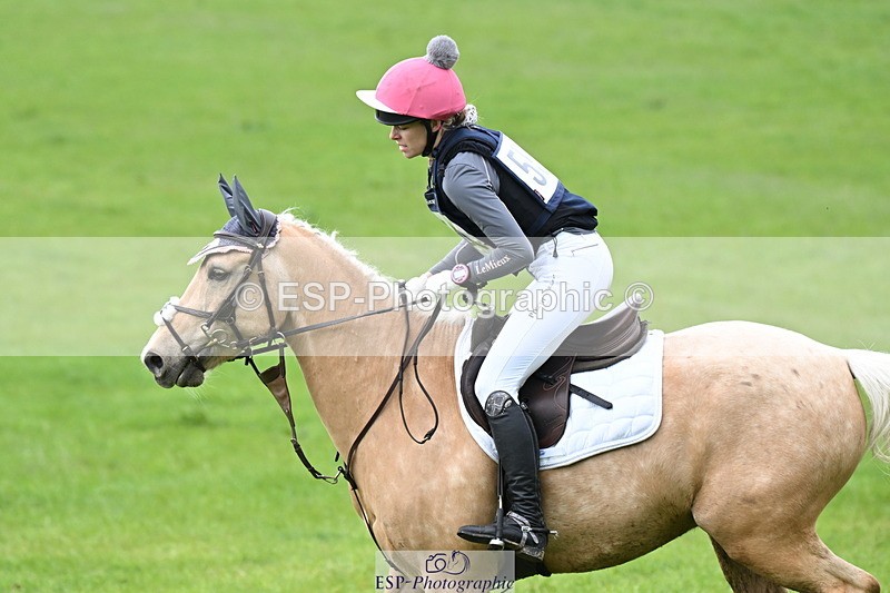 250419-105506-08698 - 554-Lauren.Reason-MERLYNS.CUSTARD.CREAM