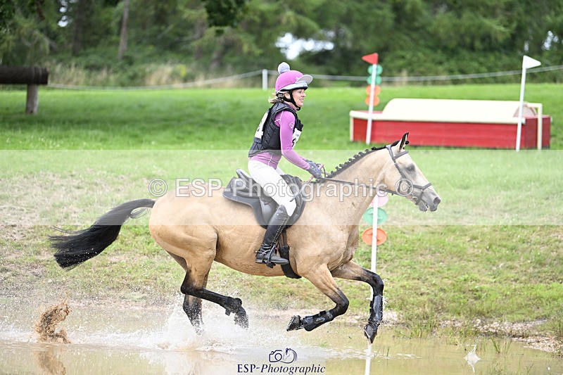 240804-162930-17979 - 619-Fiona_Lewis-BALLYANNY_BUTTONS