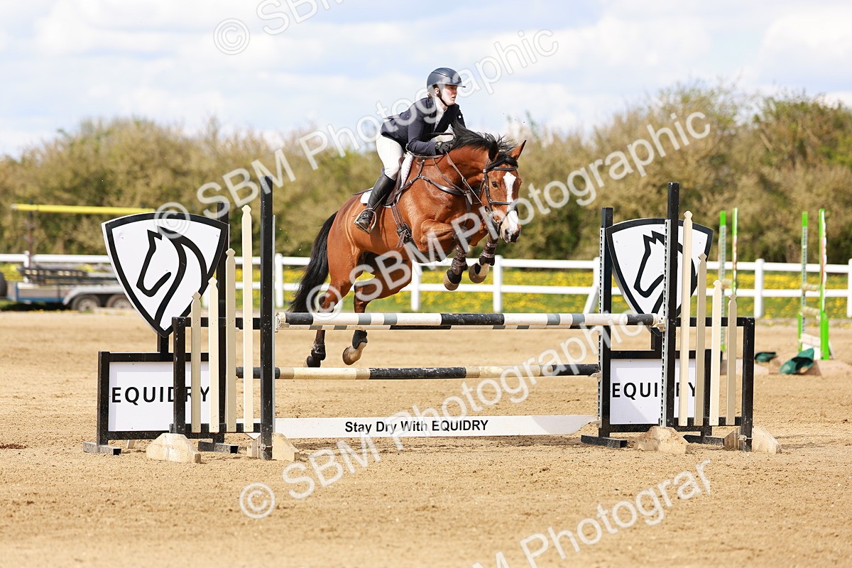 SBM_002059 - Class 4 - Senior Newcomers - 1.10m