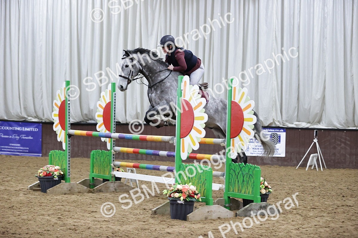 SBM_001254 - Class 4 - Senior Newcomers/ 1.10m Open