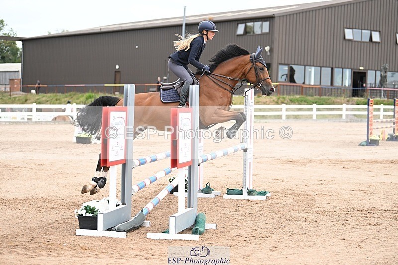 250727-090018-08667 - Cls 31 British Novice and 90cm