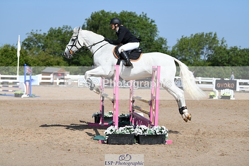 250725-102950-01413 - Cls 6 Snr British Novice and 90cm