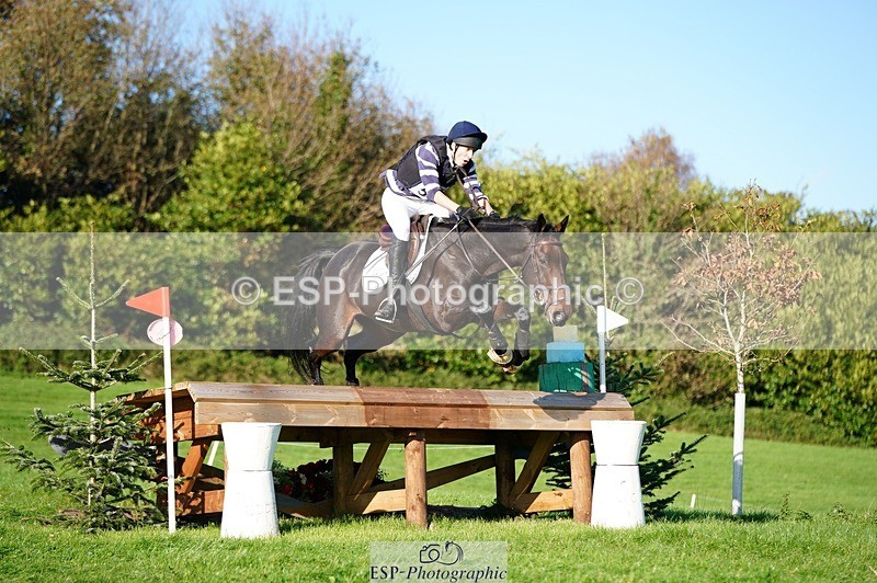 241026-150834-14303 - 556-Marshall.David.Johnson-SILVER.BAY