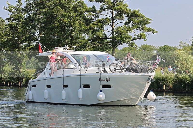 130706 BILLY BOB - SEALINE SC35 WT7A2413E_Edit - 170902 BILLY BOB - SEALINE SC35