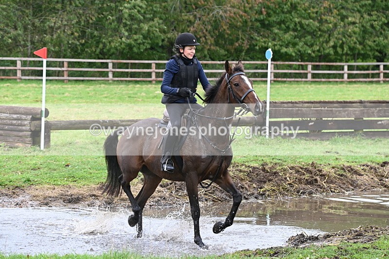 WJ6_5832 - Time at Photographer 12:31 to 12:40