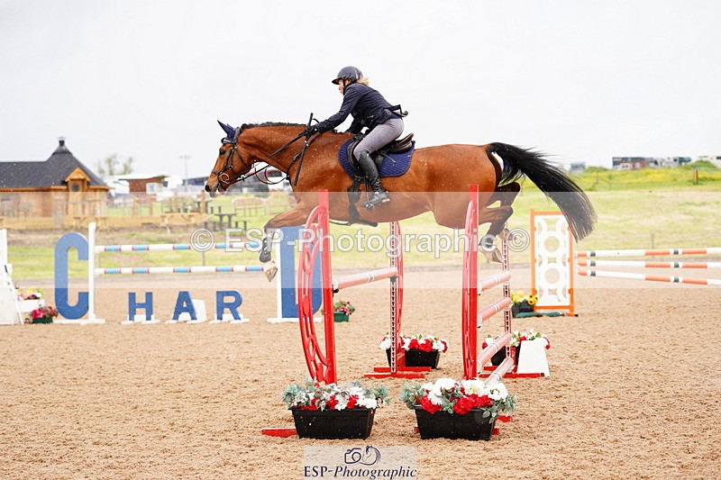 240526A-120638-07956 - Cls 26 Chard Equ 1.05m and 1.10m Grand Prix