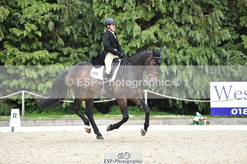 230525-152733-03253 - 326-GULLITH-Emily_Lochore-WEDTrotUp+DR