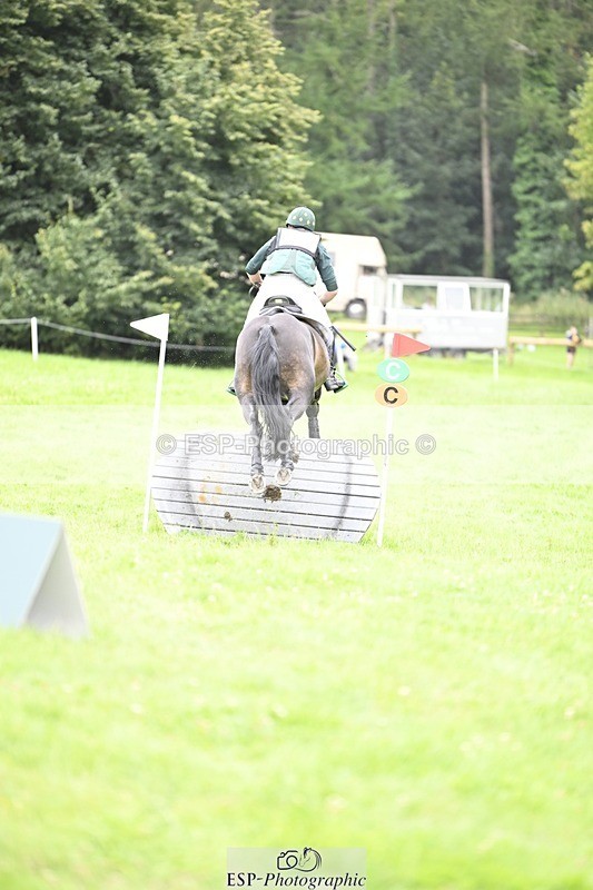 240803-114731-03765 - 104-Ollie_Martin-MIH_HUNTERS_BEAR