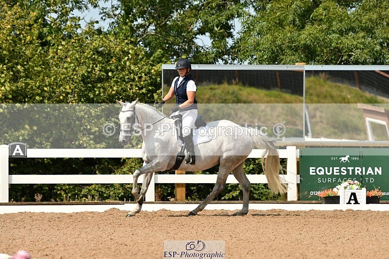 250817-120750-08781 - 099-Essie.BarkerBloody.Nora