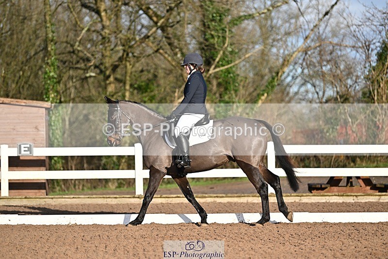 241214-105323-01245 - 140-Samantha.Henderson-Rich.Tricks.Otis