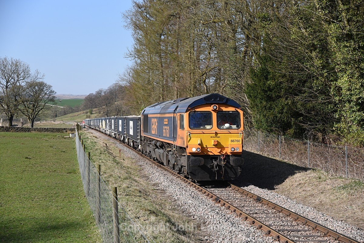 JL - 4.4.25 66760 6H97 Rylstone - Peterborough, Scalehouse Crossing - Latest shots