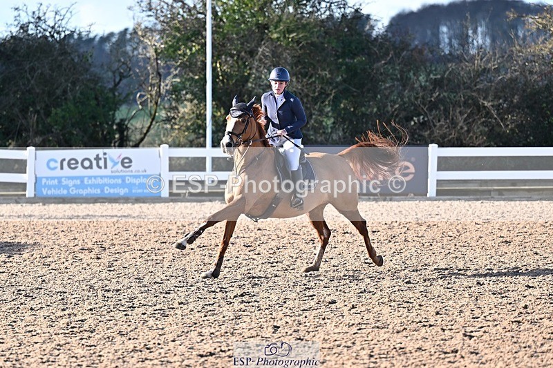 251203-125529-00588 - Cls 4 Newcomers and 1.10m Open