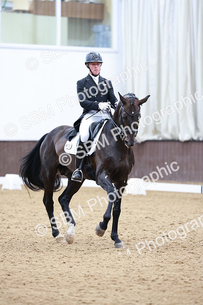 SBM_021434 - Class 14 - FEI Grand Prix - 17.40-18.34