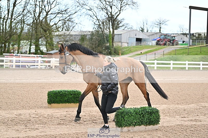 240417A-123411-00146 - 12pm to 1pm