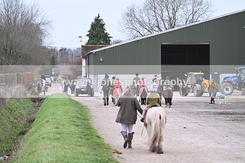 WJ7_1450 - Walk Home