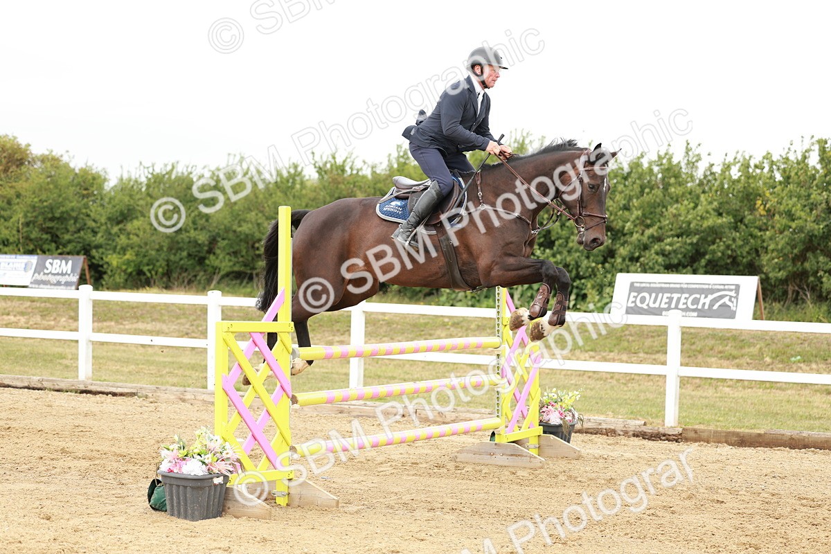 SBM_006881 - Class 2 - Senior Discovery - 1.00m Open