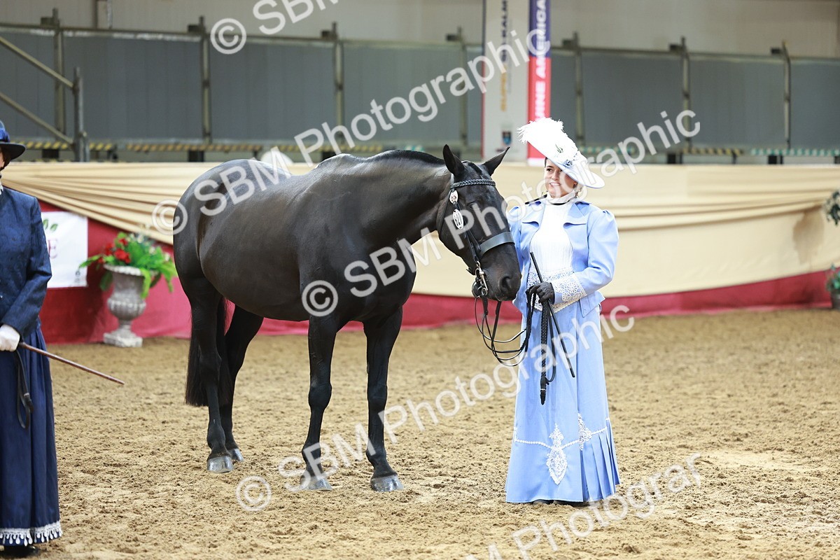 SBM_12125 - Class 103 - IH Costume