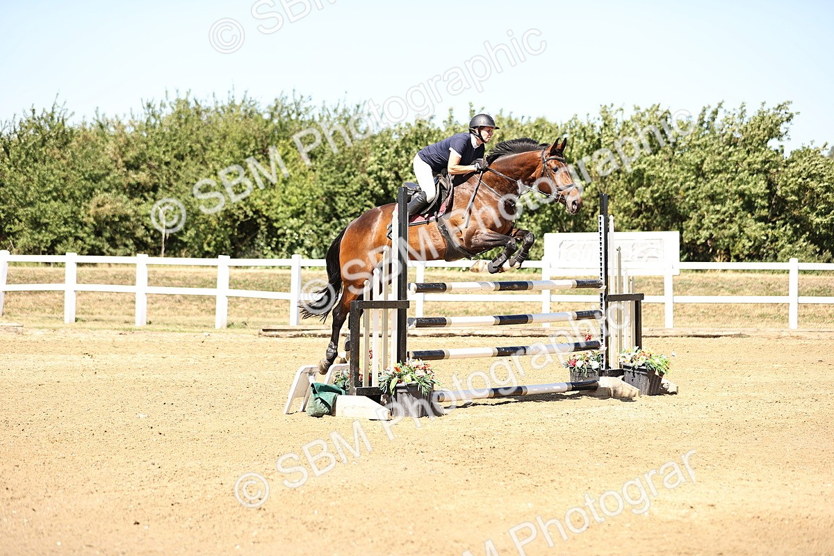 SBM_015074 - Class 16 - Senior foxhunter - 1.20m Open