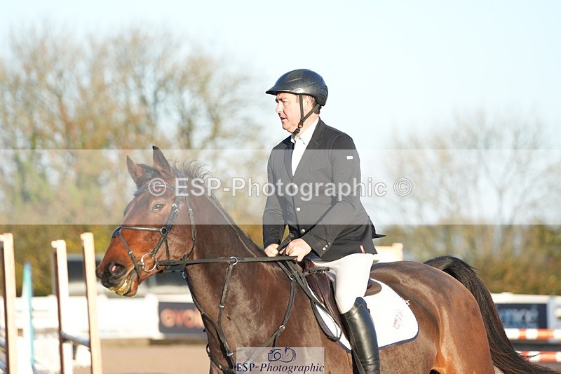 251108-082851-01746 - Cls 9 British Novice and 90cm Open