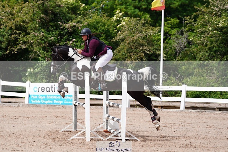 250525-102706-09112 - Cls 32 A&B Snr Brit Nov & 90cm Open