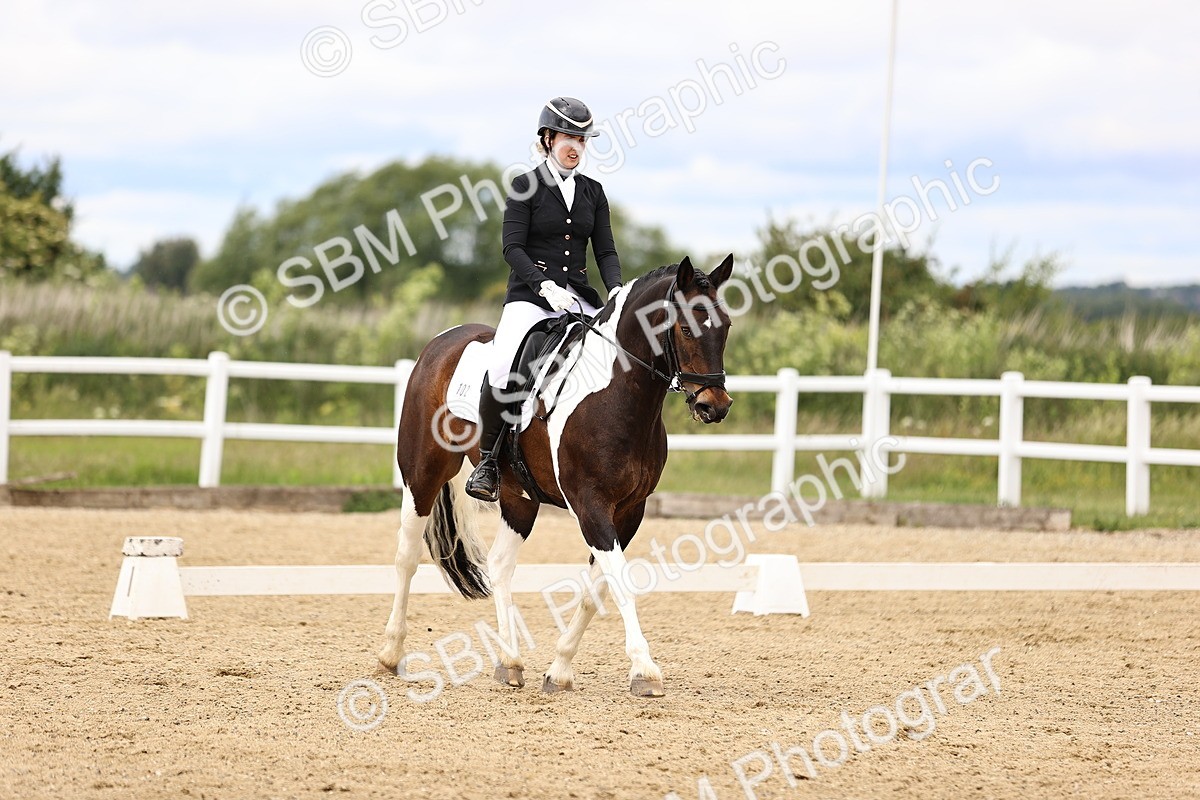 SBM_002936 - Class 2 - Novice 4 - 12.00-13.10