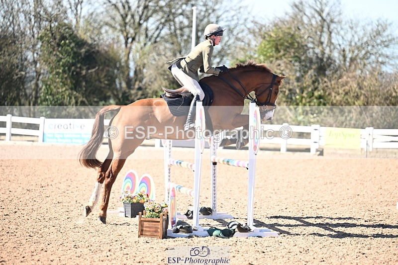 260318B-105445-00192 - Clear Round & Brit Nov 90cm