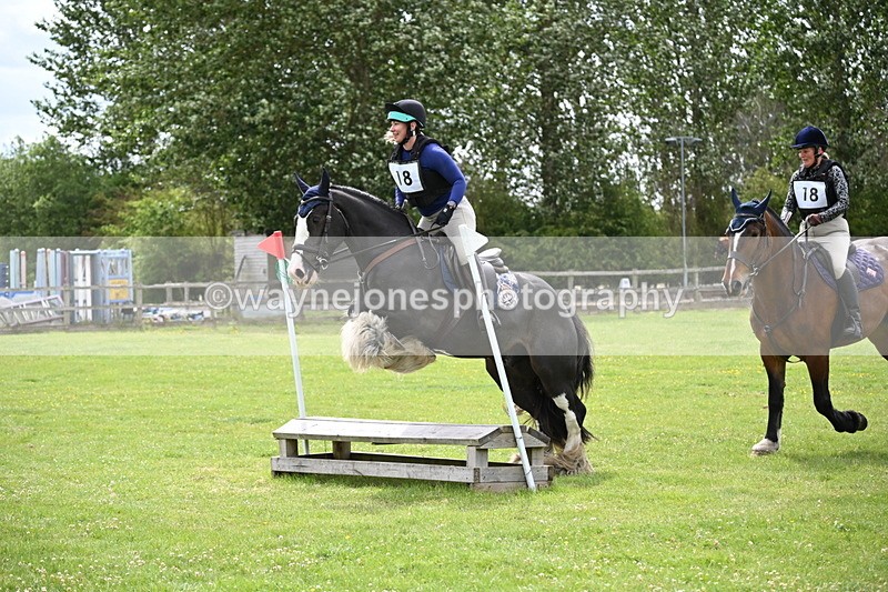 WJ6_2765 - Class 3 60cm Pairs