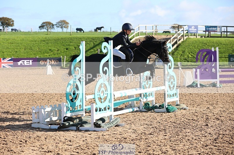 251025-111223-01062 - Cls 23+24 Club and Schools 70cm