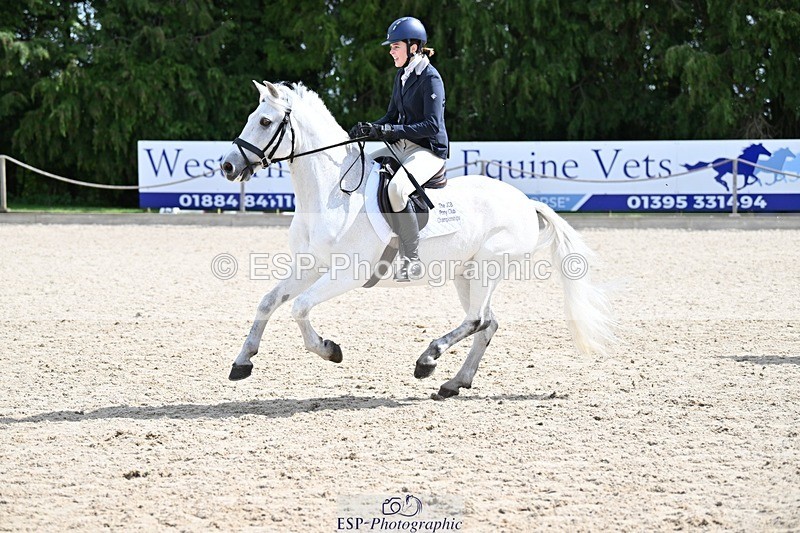 240413-122259-00945 - Cls 5+6 80cm Start to 1pm