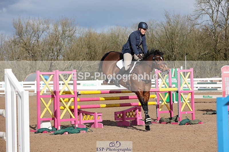 240223A-113724-00905 - Cls 4 Snr 1.05m Open