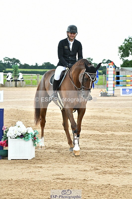 230720A-170634-04521 - Cls 9 2 Star Big 1.40m break to end