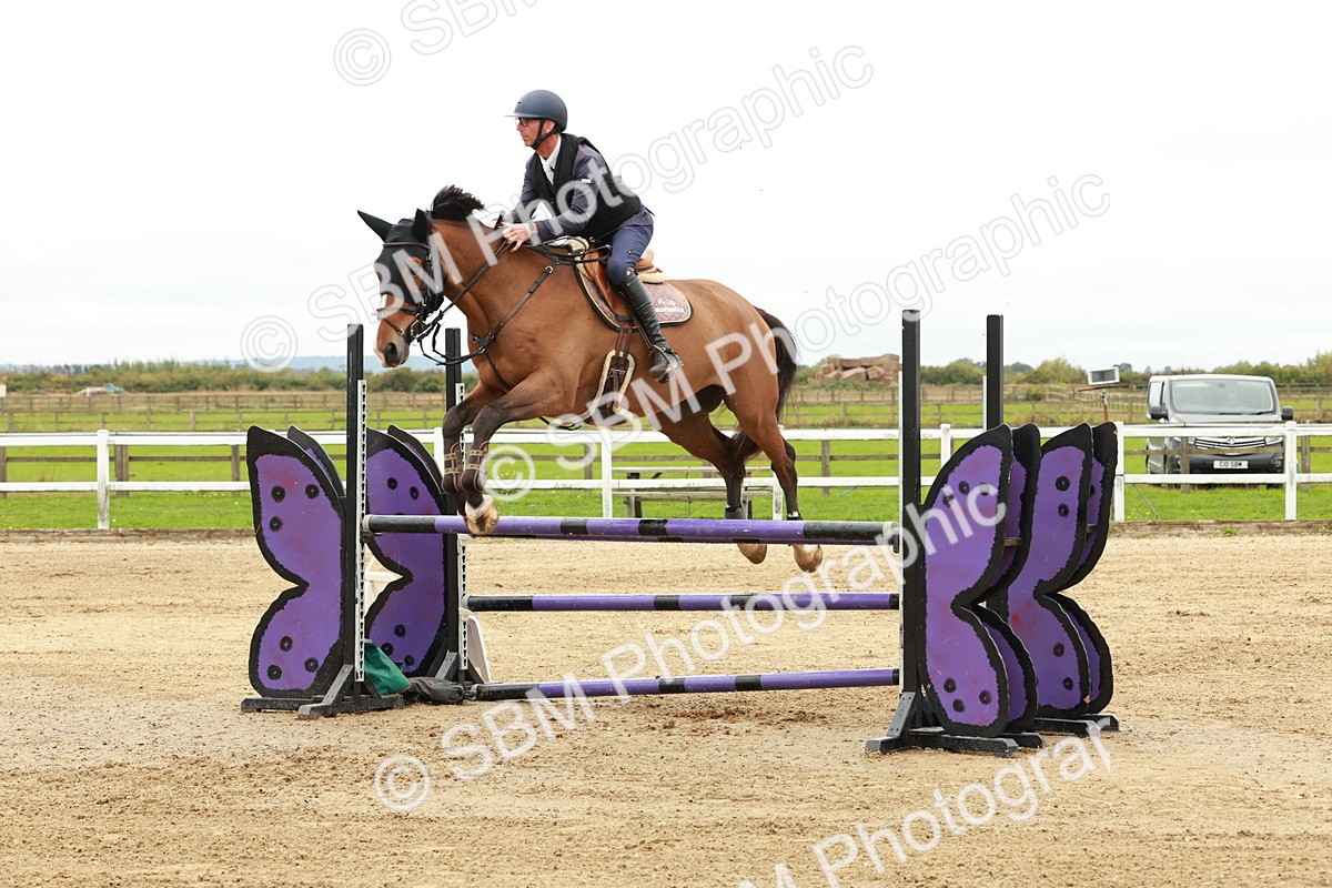 1I0A7787 - Class 4 - Senior Newcomers 1.10m