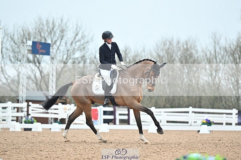 250214-134848-02009 - 217-Yasmin.Olsson-Sanderson-Top.Biats