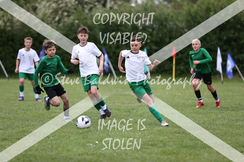 1DX32728 - The Croft V Tregoze